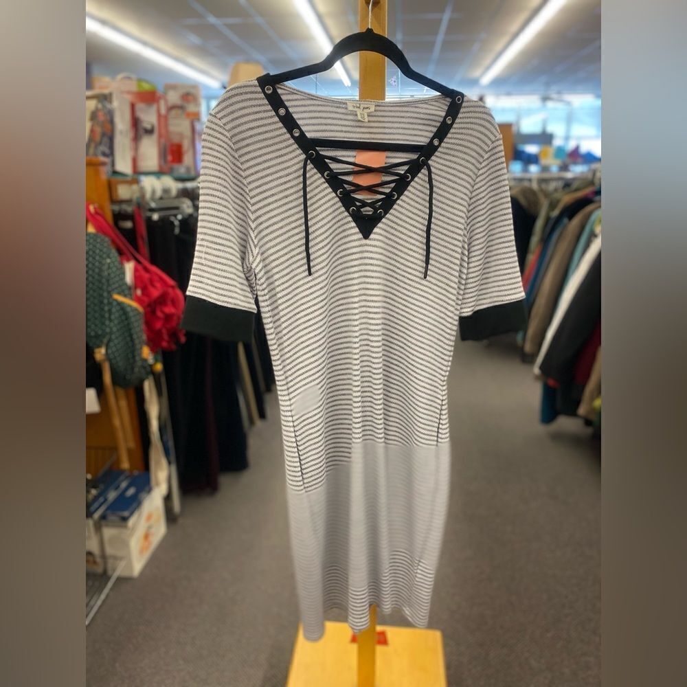 🛍️ Tribal jeans ladies med black white stripped three quarter sleeve dress